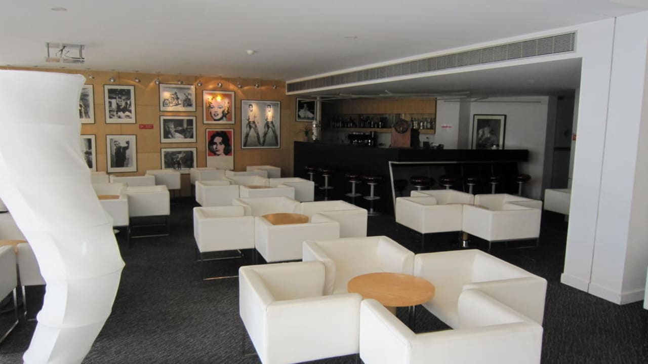 Bar VIP Executive Azores Hotel