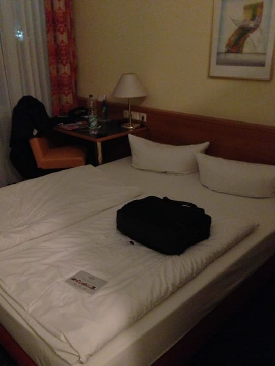 Bett ACHAT Hotel Dresden Altstadt
