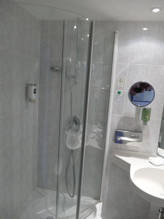 Dusche carathotel München City