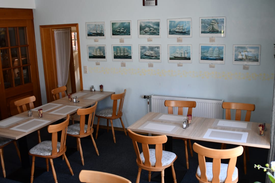 Gastro Hotel Pension Holum Garni