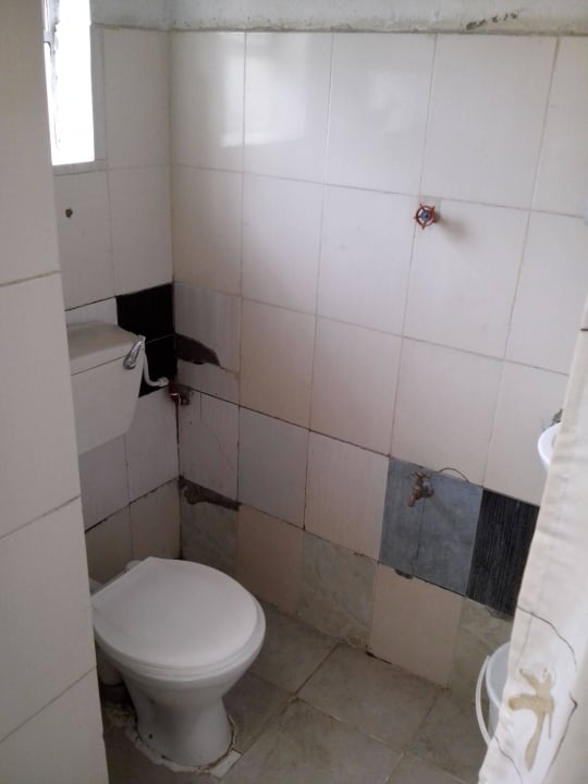 Bad und WC in einem Kivu Retreat