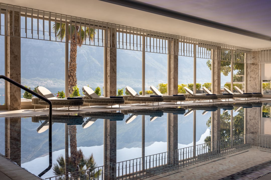Pool Hyatt Regency Kotor Bay Resort