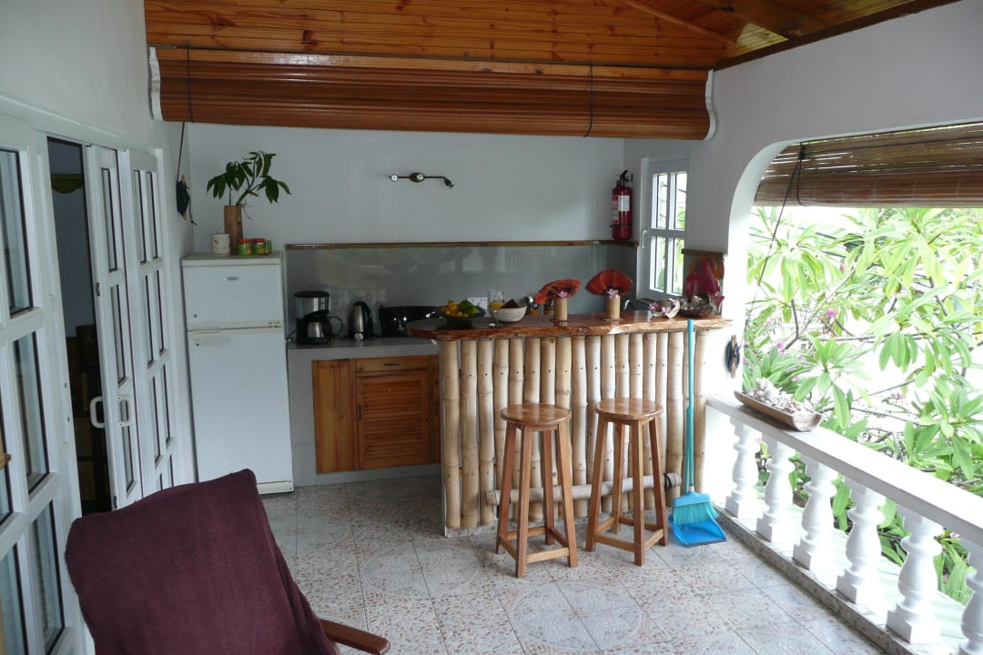 Terrasse, Blick auf Küche Haus & Apartments Beau Bamboo