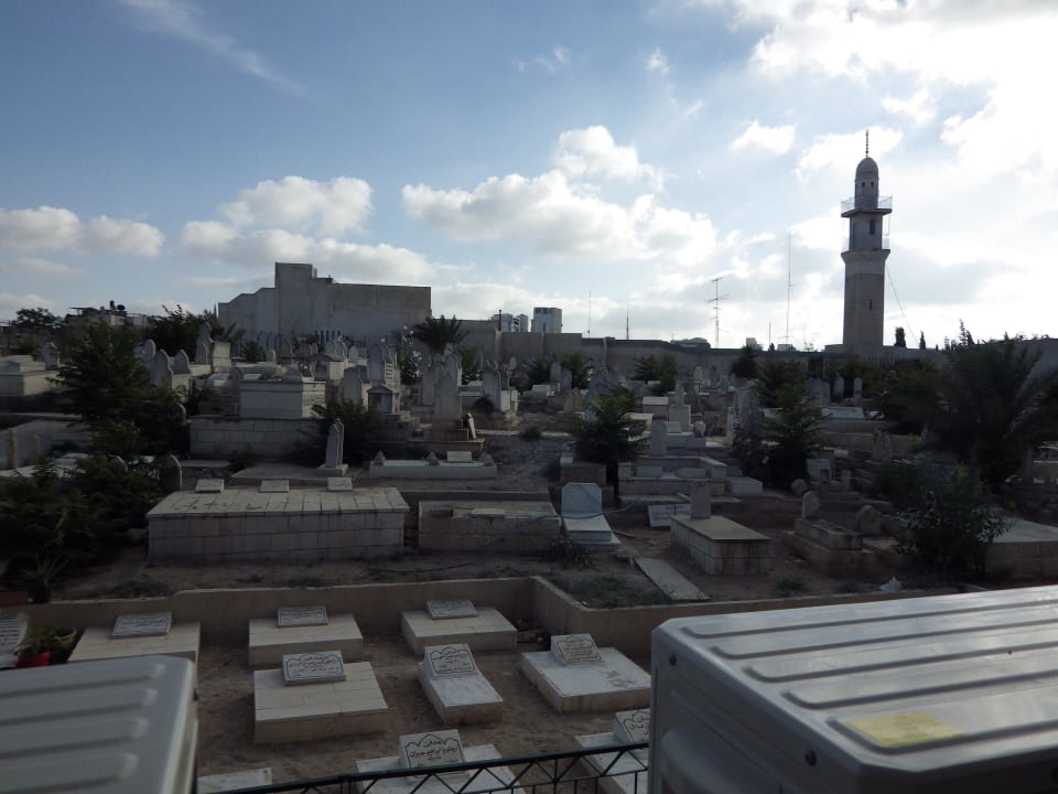 Muzułmański cmentarz i minaret Hotel Rivoli Hotel Jerusalem