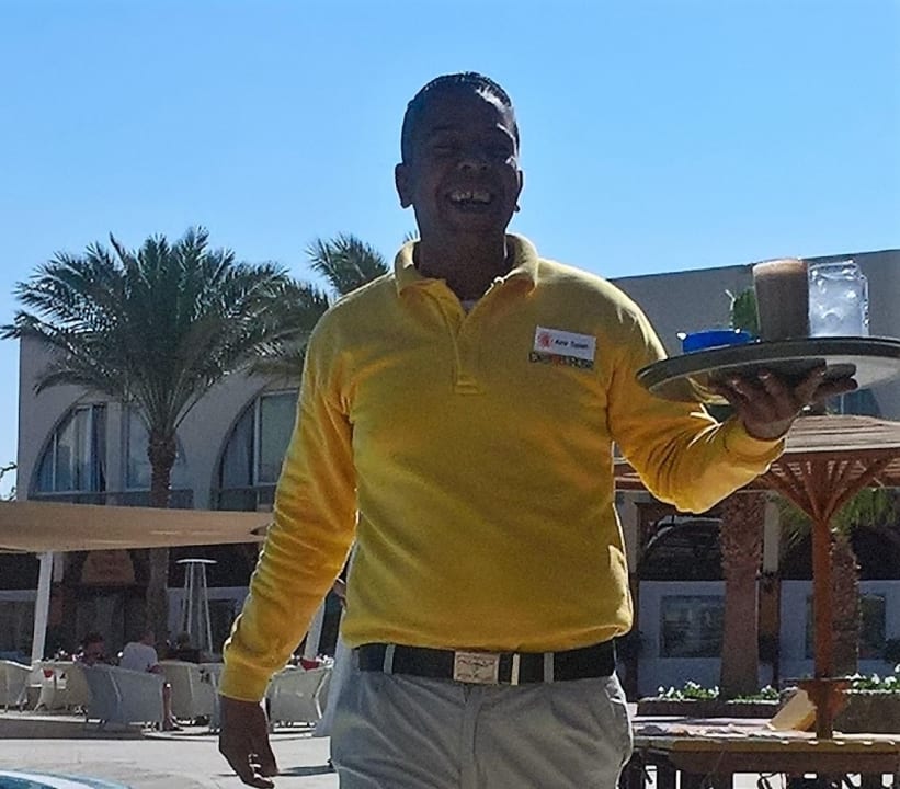 So wurden uns die Getränke an die Liege serviert Desert Rose