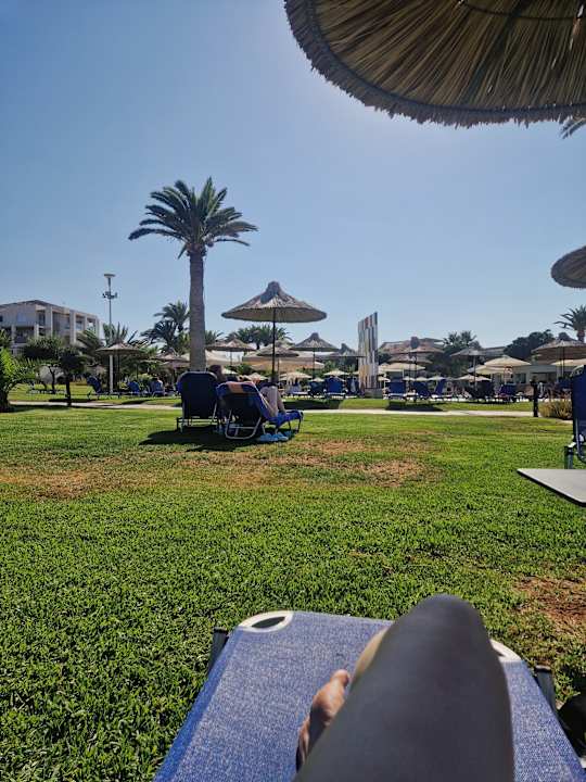 Gartenanlage Anissa Beach & Village