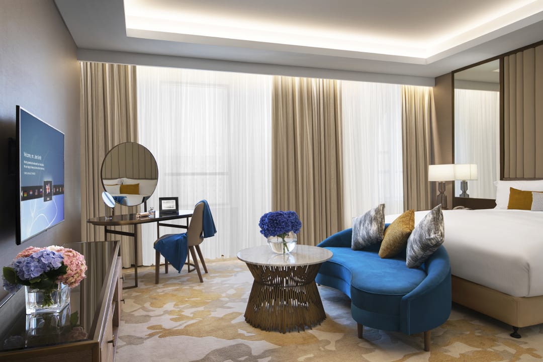 Zimmer Al Jaddaf Rotana Suite Hotel