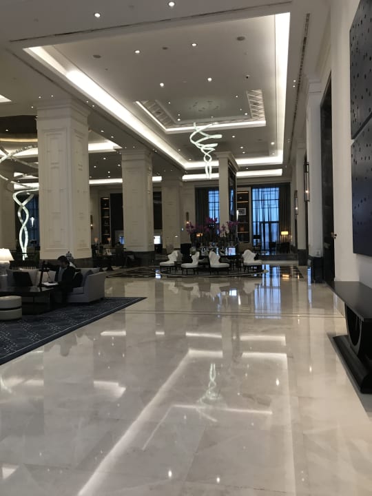 Lobby Hilton Istanbul Bomonti Hotel & Conference Center