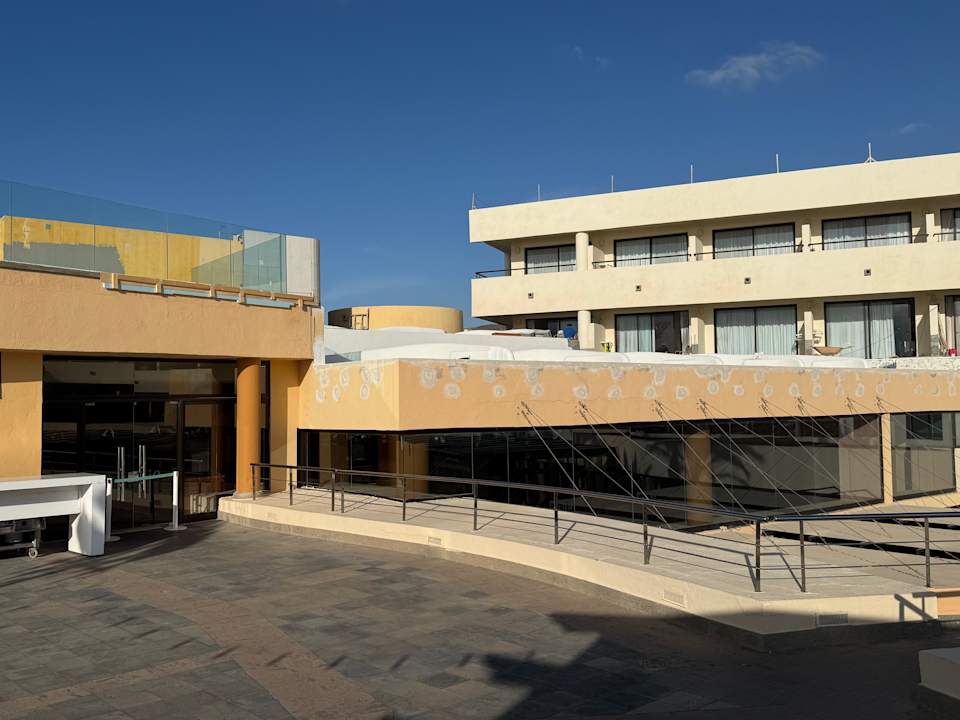 Außenansicht Iberostar Waves Gaviotas Park