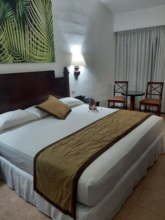 Zimmer Hotel Riu Lupita