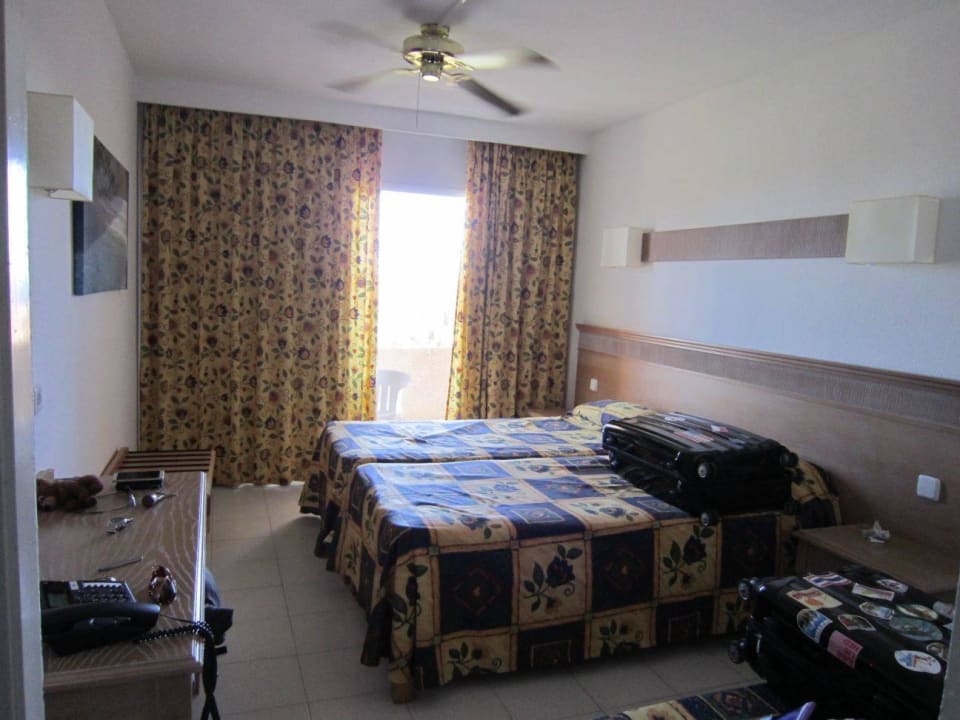 Zimmer  Hotel Club Cala Romani