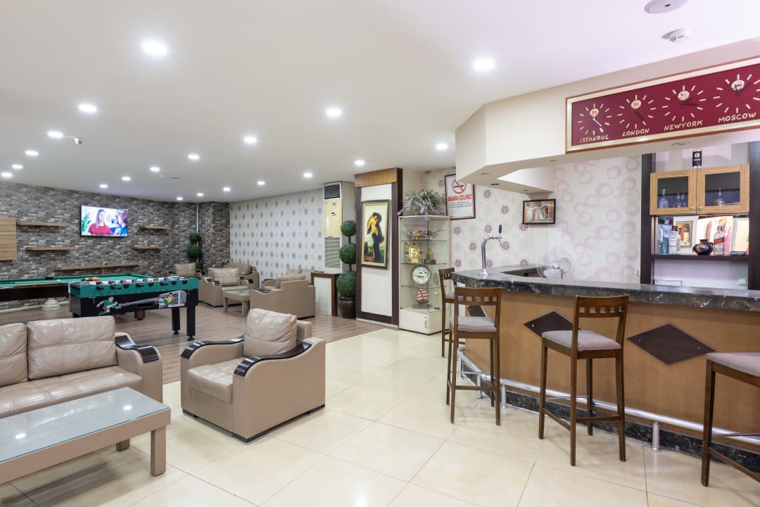 Gastro Lims Bona Dea Beach Hotel