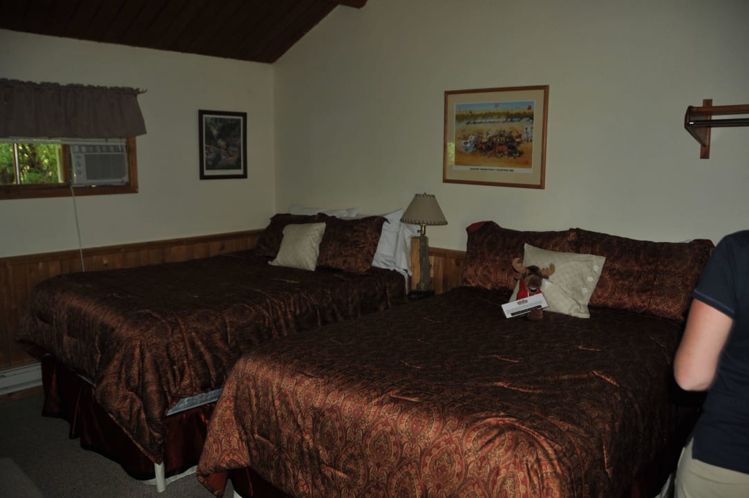 Zimmer Red Pole Ranch and Motel