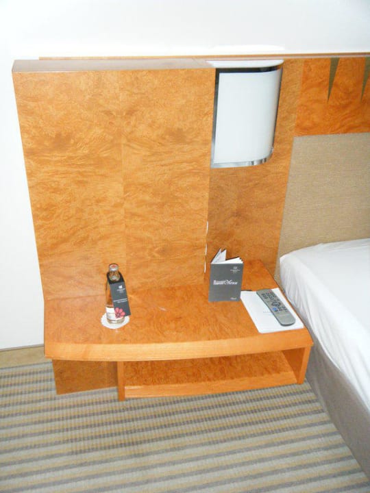 Nachttisch Hilton Munich Airport