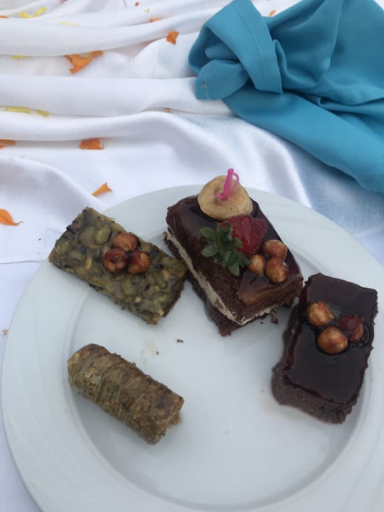 Gastro Quattro Beach Spa & Resort