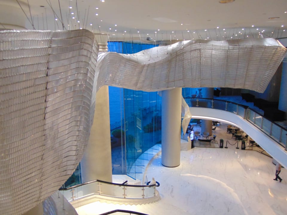 Lobby Harbour Grand Kowloon