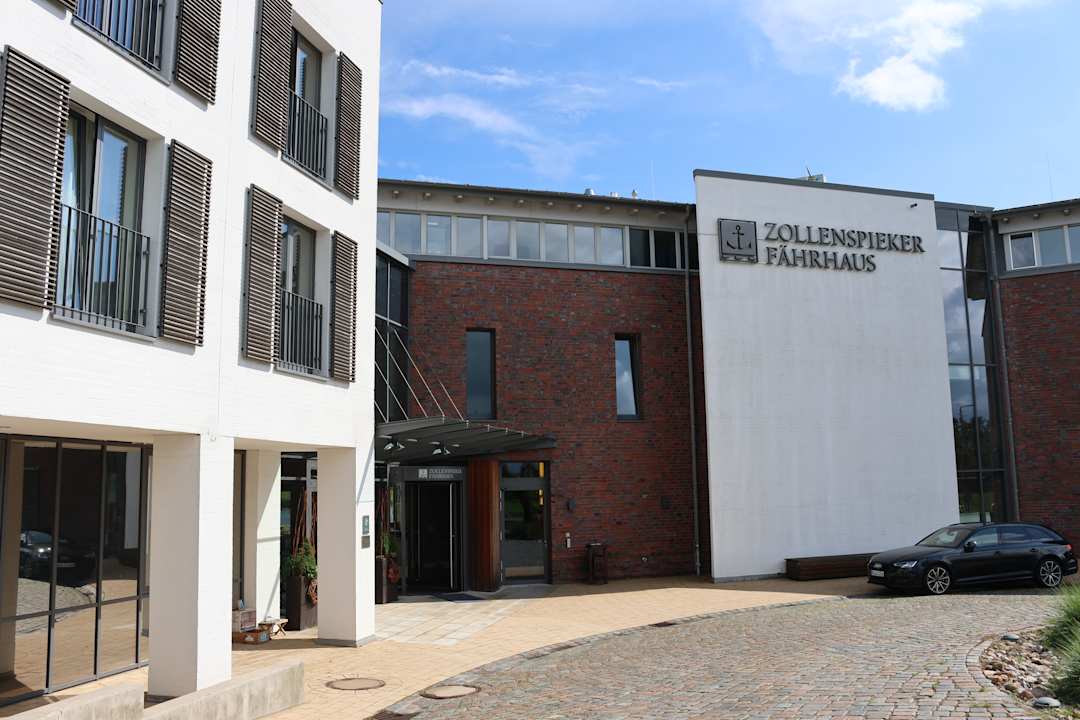 Außenansicht Hotel Zollenspieker Fährhaus