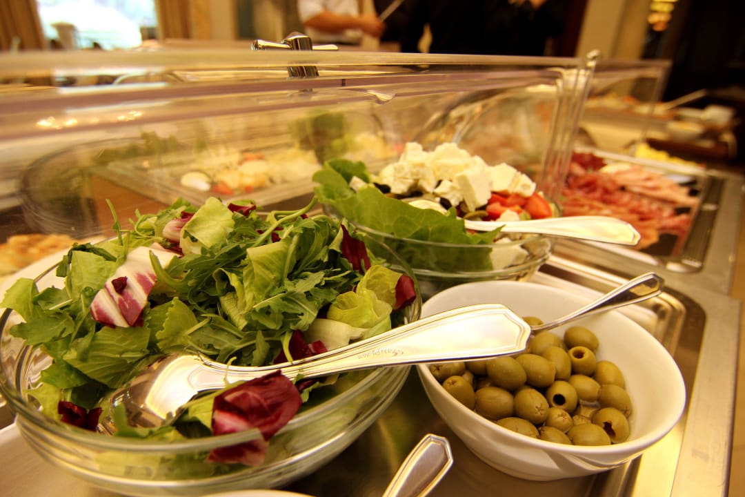 Choice at buffet Retro Riverside Wellness Resort