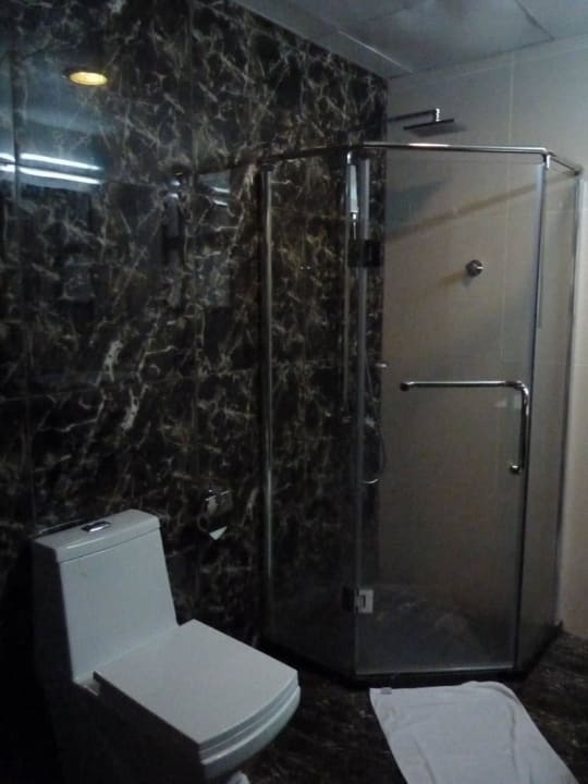 Санузел Hotel Emirates Park Resort