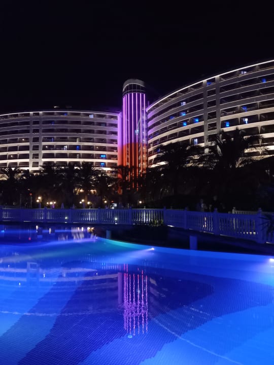 Außenansicht Royal Wings Hotel