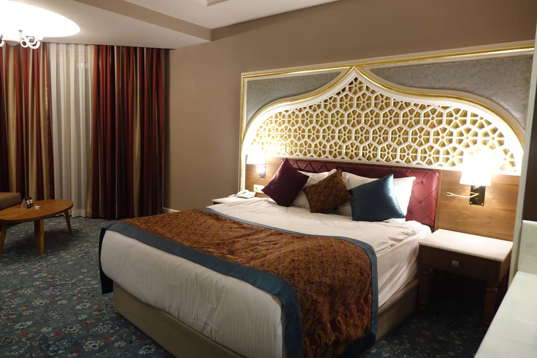 Schönes, bequemes Bett Royal Taj Mahal Hotel