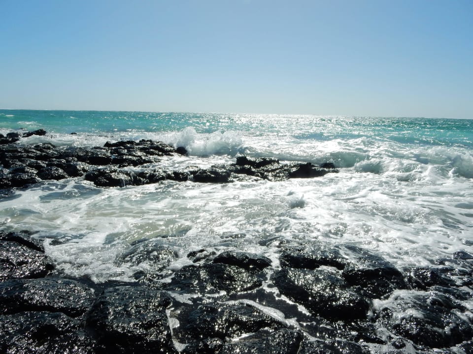 Strandspaziergang links Constance Belle Mare Plage