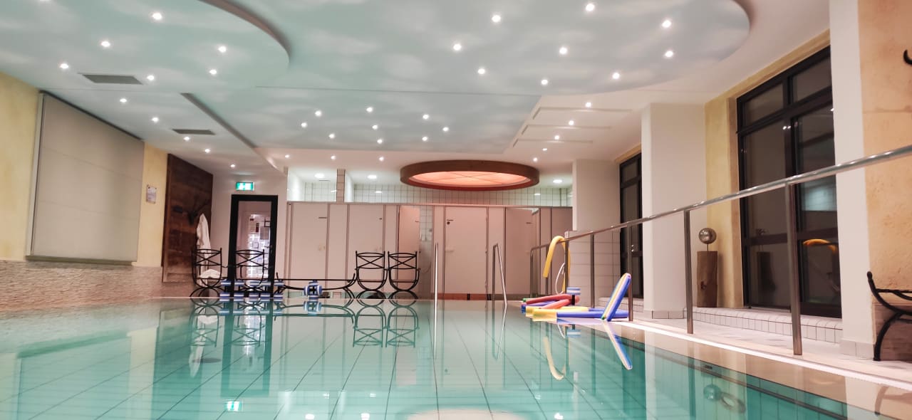 Pool Johannesbad Thermalhotel Ludwig Thoma