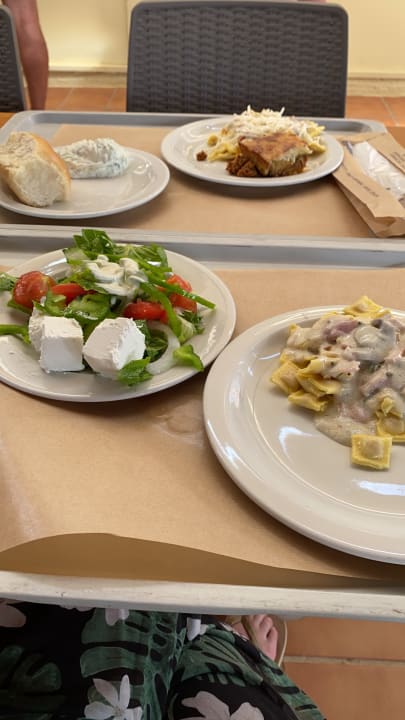 Gastro Anissa Beach & Village