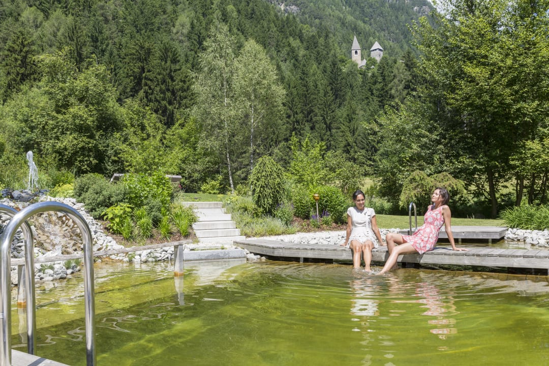 Pool Hotel Burgfrieden