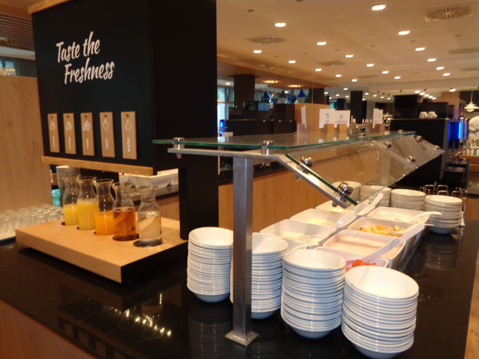 Gastro Holiday Inn Express Berlin City Center