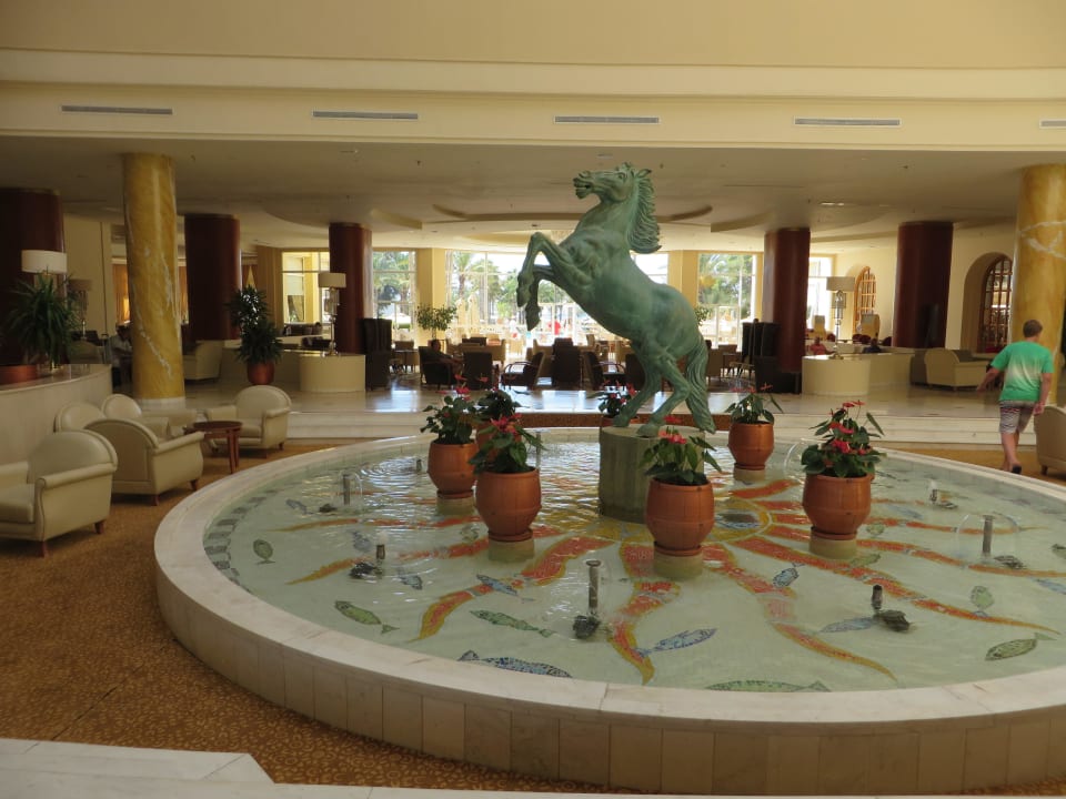 Sicht zum Eingang/Lobby Steigenberger Marhaba Thalasso Hammamet