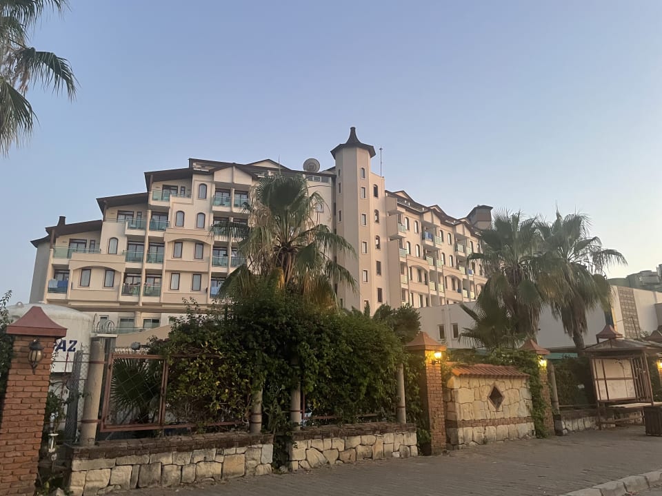 Außenansicht Bella Resort & Spa