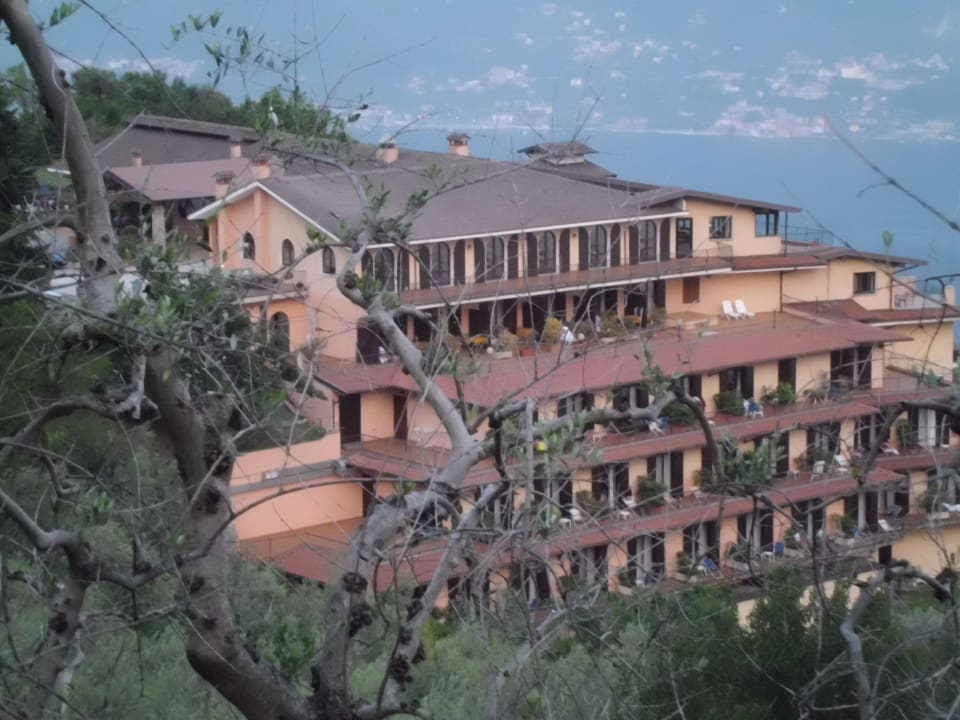 Zoom Park Hotel Zanzanu