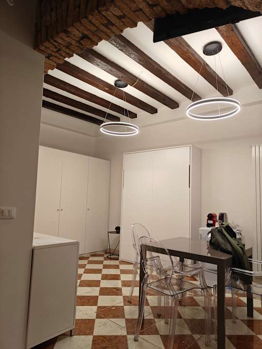 Zimmer Rialto Suite 707