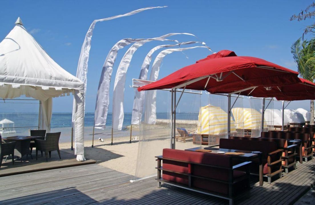 Essensbereich rechte Seite Puri Santrian