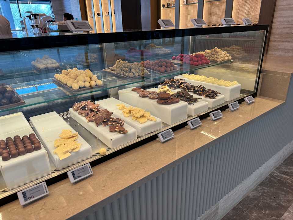 Sonstiges Anda Barut Collection