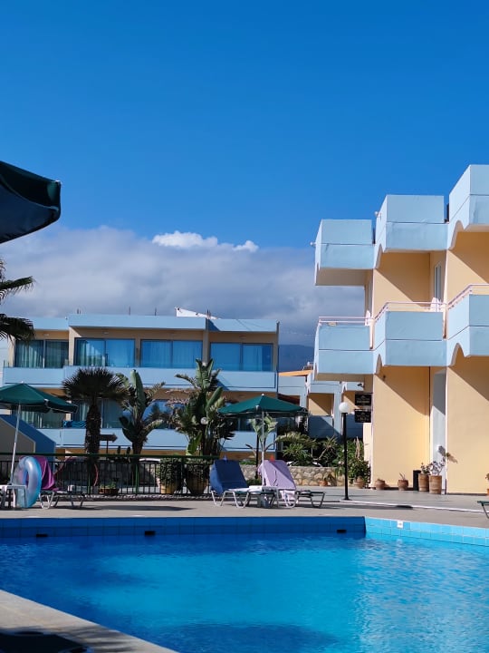 Pool Hotel Kathrin Beach