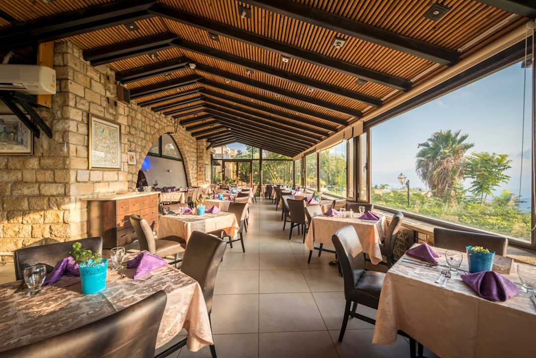 Gastro Ruth Safed Hotel