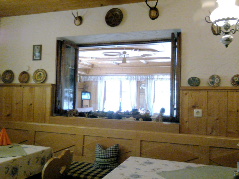 Im Restaurant Gästehaus Watzmannblick