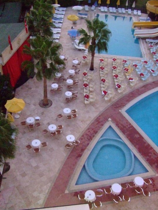 Pool Royal Atlantis Beach Hotel