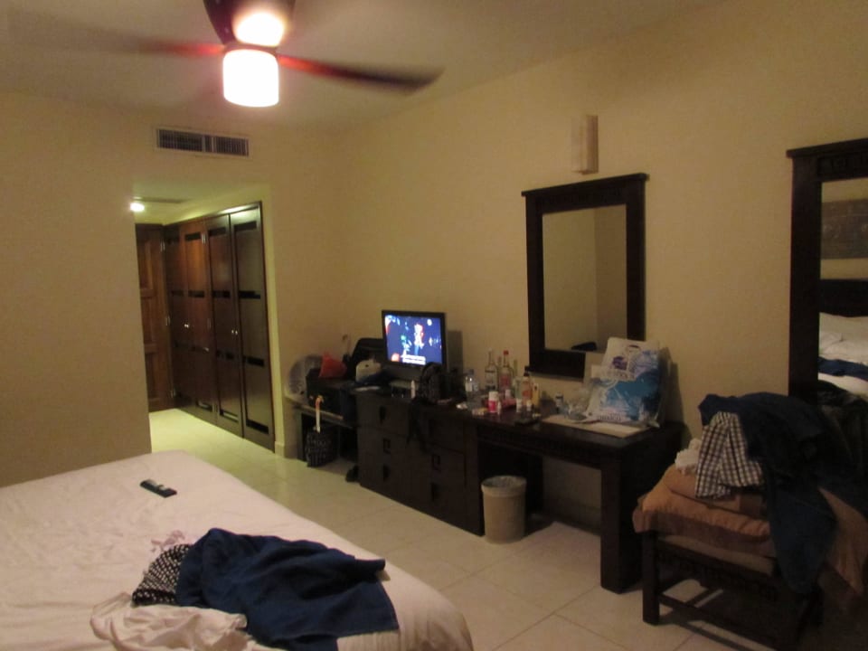 Room 6216 BlueBay Grand Esmeralda