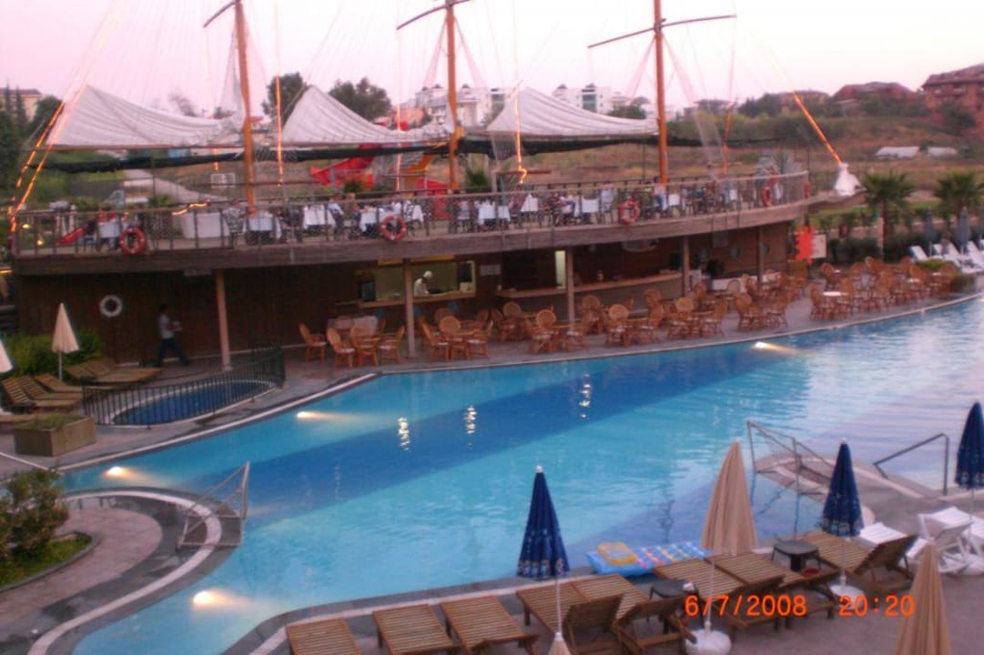 Pool Can Garden Resort