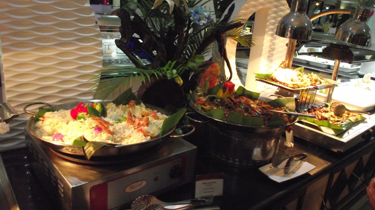 Buffet abends Bahia Principe Luxury Akumal