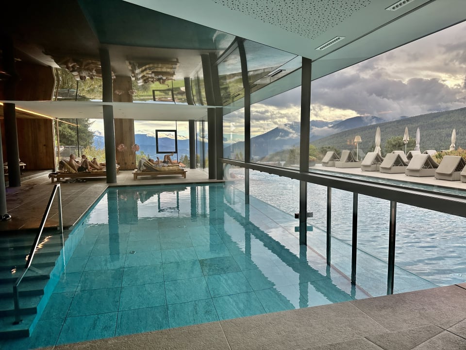 Pool SONNENBERG | Panorama Dolomites Wellbeing