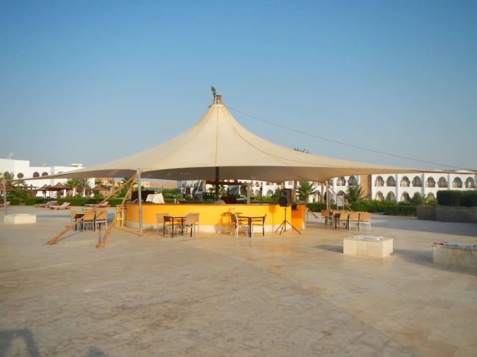 Poolbar Hotel Gorgonia Beach Resort