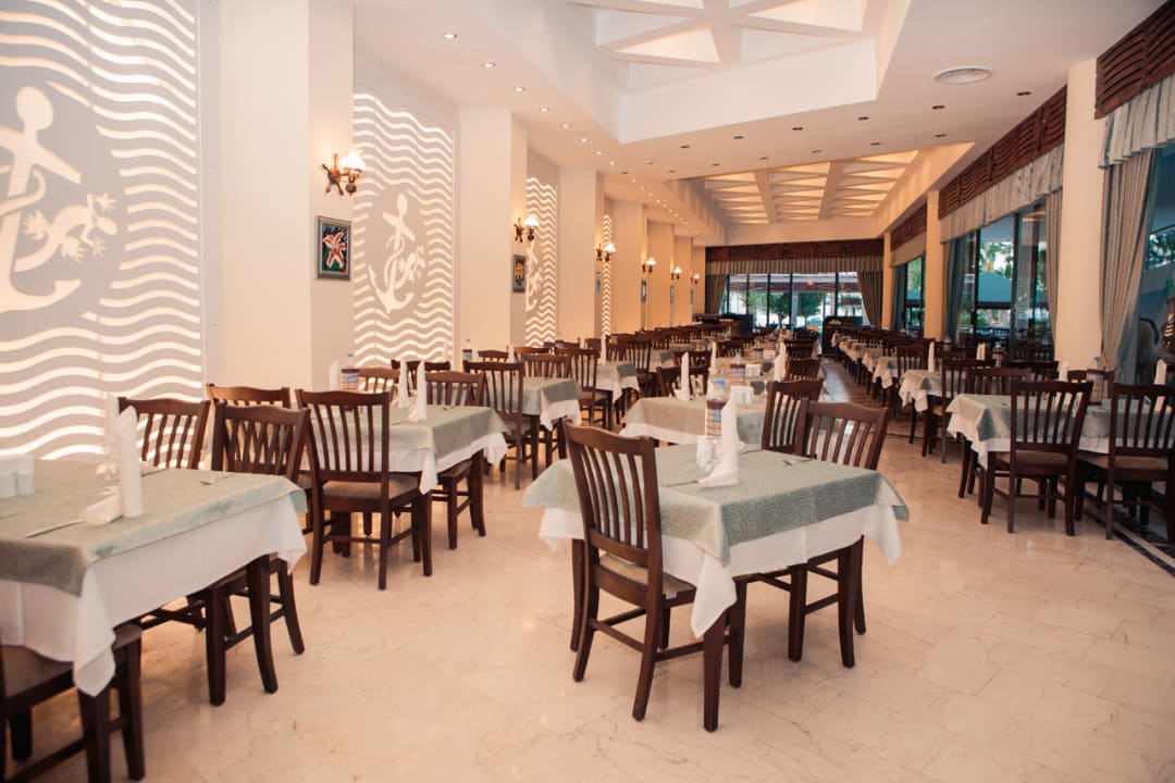 Gastro L'Ancora Beach Hotel