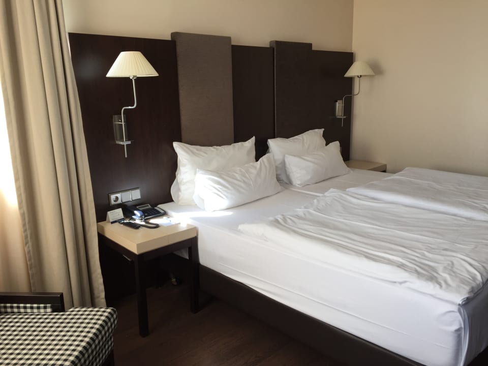 Zimmer NH Danube City