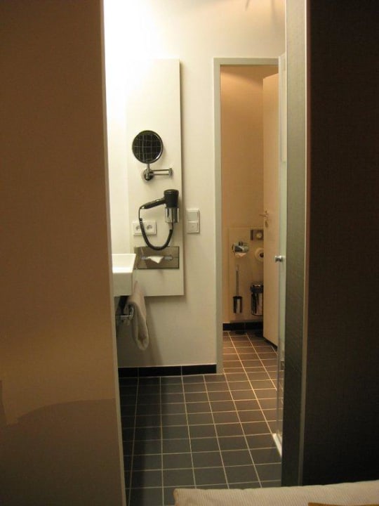 Blick ins Bad Lindner Hotel Frankfurt Sportpark, part of JdV by Hyatt