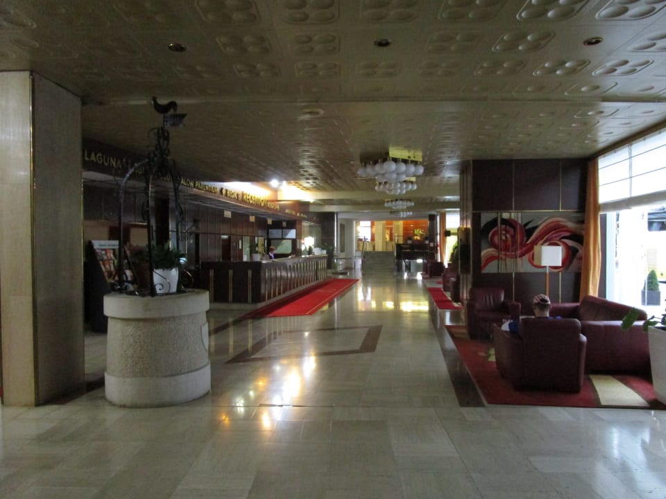 Lobby Hotel Laguna Zagreb