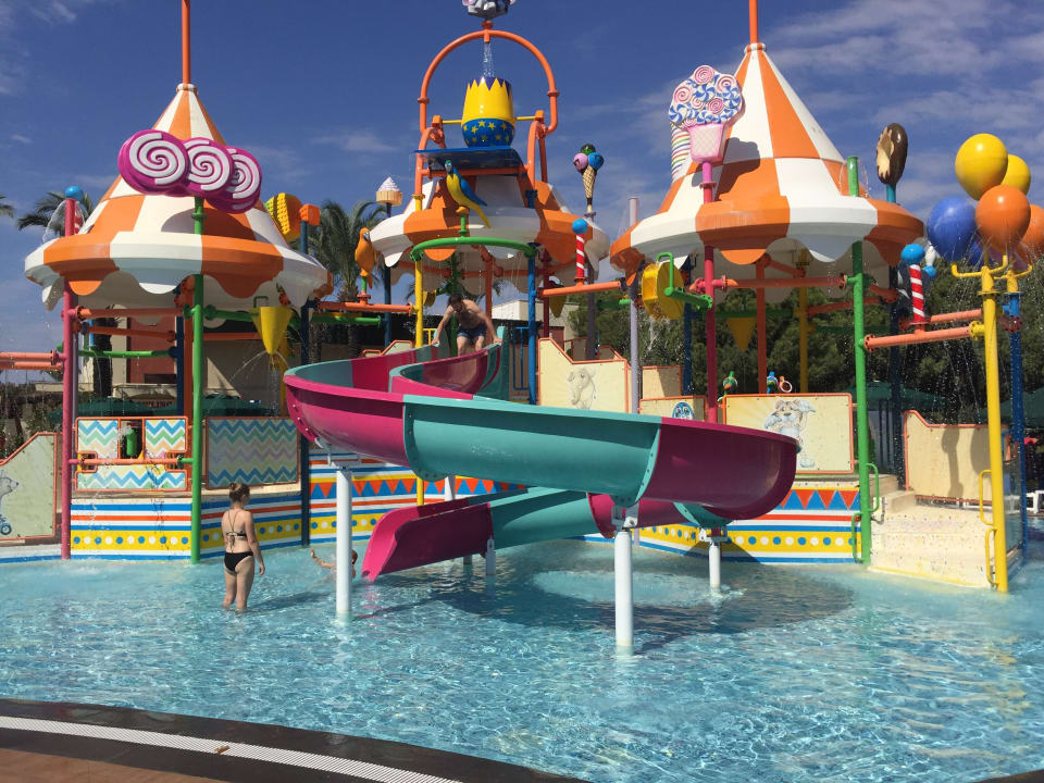 Pool IC Hotels Green Palace